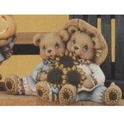 CLM1363- Scarecrow Cuddle Bears with Sunflowers 13T x 18cmW