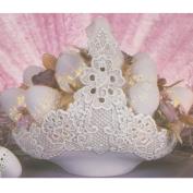 D1083-Lace Applique Basket 23cmH no cut out holes