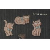 D139 - 3 Kitten Magnets