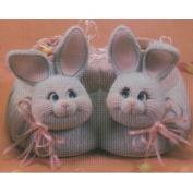 D1639 -2 Bunny Heads on D1638 Fuzzy Slipper Basket 21cmW