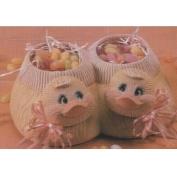 D1640 -2 Duck Heads on D1638 Fuzzy Slipper Basket 21cmW