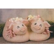 D1650 -2 Pig Heads on D1638 Fuzzy Slipper Basket 21cmW