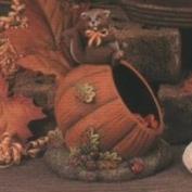 D1788-Squirrel 6cm on Pumpkin Candy Dish