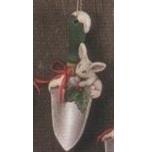 D1810-Winter Bunny on Trowel Ornament 13cm