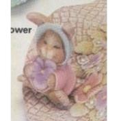 D207-Bunny with Flower 8cm