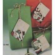 D700- 3 Santa Tags Hanging Ornaments 8cm Long