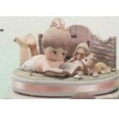 D762-Sweet Tot Girl with Book 15cm