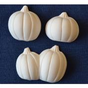 D903 -Set of 4 Small Pumpkins 4cmH