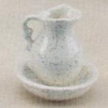 DM33-Miniature American Pitcher & Bowl 7cmW