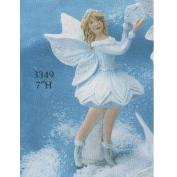 G3349-Snow Flurries Fairy Holding Star 18cm