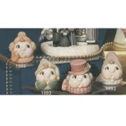 K1993- 4 Merry Balls Ornaments 8cm