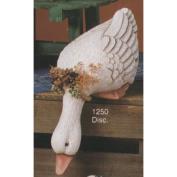 S1250-Duck with head over Edge 28cm