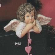 S1943-Shelf Angel with Hearts 15cm