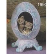 S1988ST-Scrolled Egg & Base 12cm