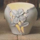 S3823A- Dogwood Vase 10cm No Cut Outs