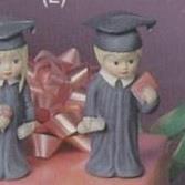 S596-Boy & Girl Graduates 9cm