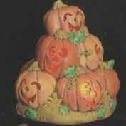 D154A -Pumpkin Stack with cut outs 21cm