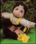 D1987-Bee Baby with Arms Out 13cm