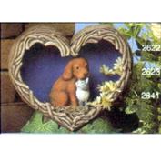 S2622 -Grapevine Heart Box & S2623 Base 18cm