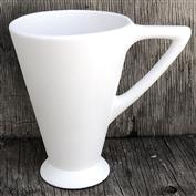 DM2168B-Geometrix Triangular Handle Mug 13cmH